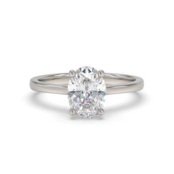 Verlobungsring mit ovalem Diamanten